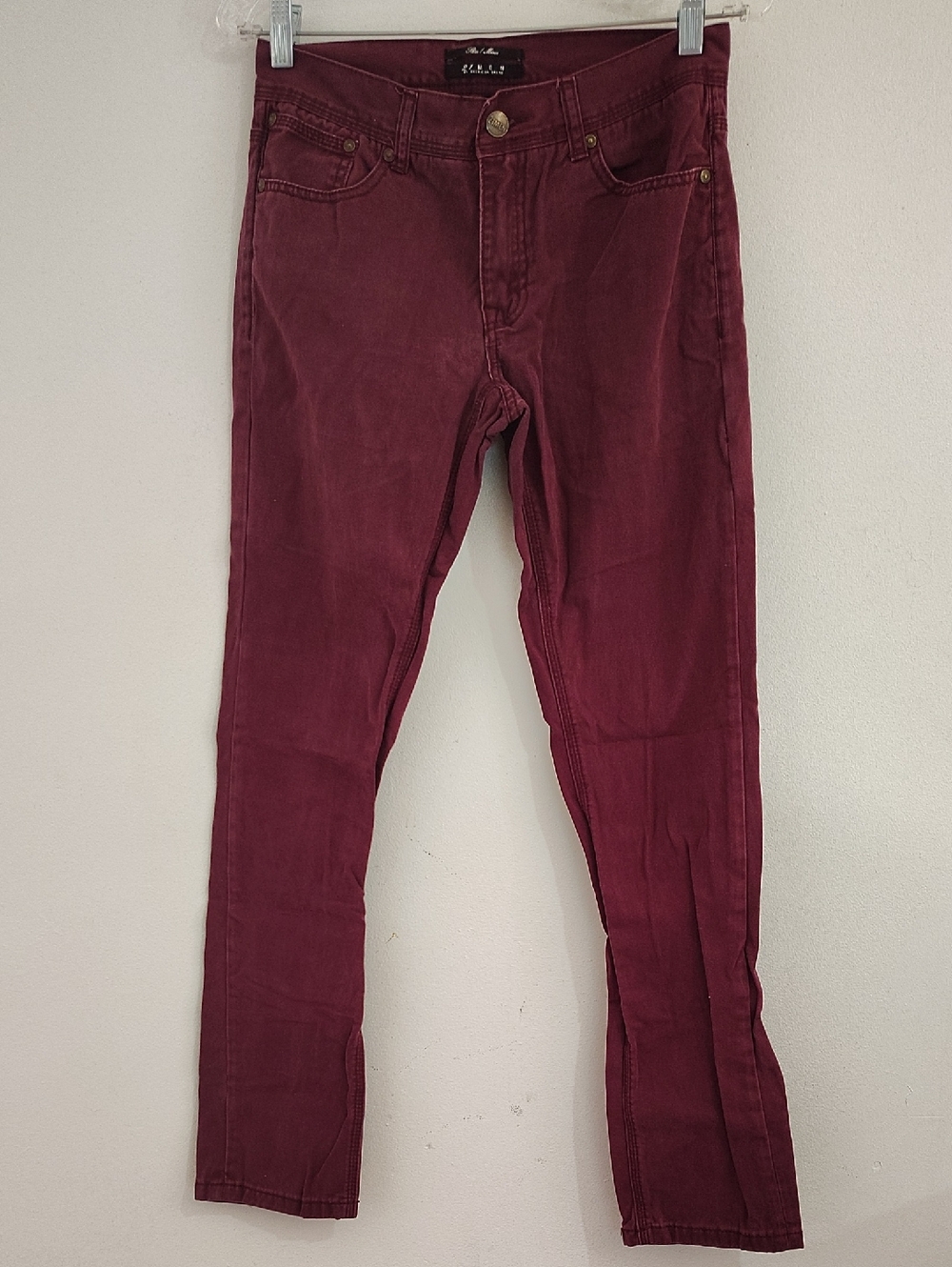 21men Slim Fit Burgundy Chinos